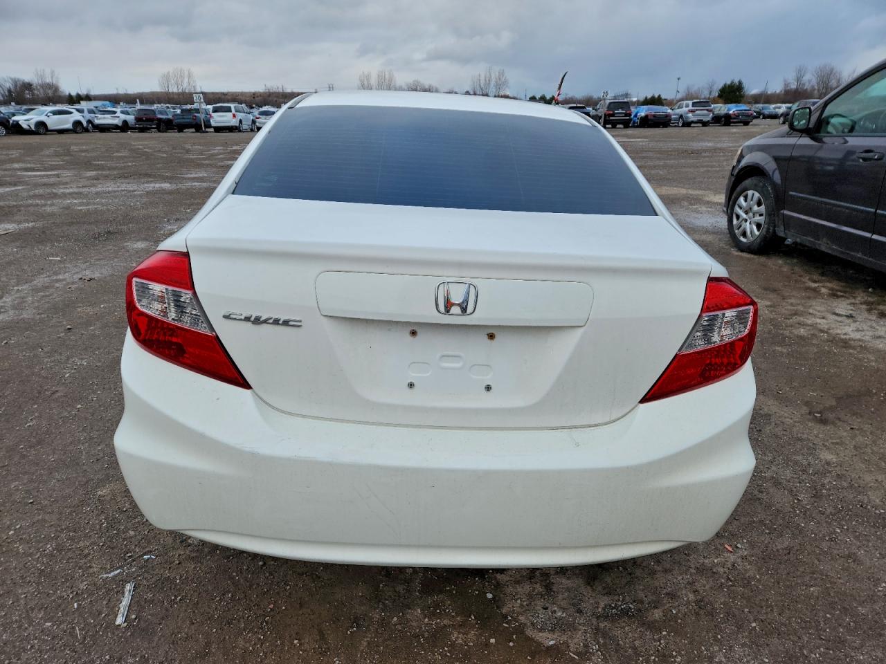 2012 HONDA CIVIC LX photo 6