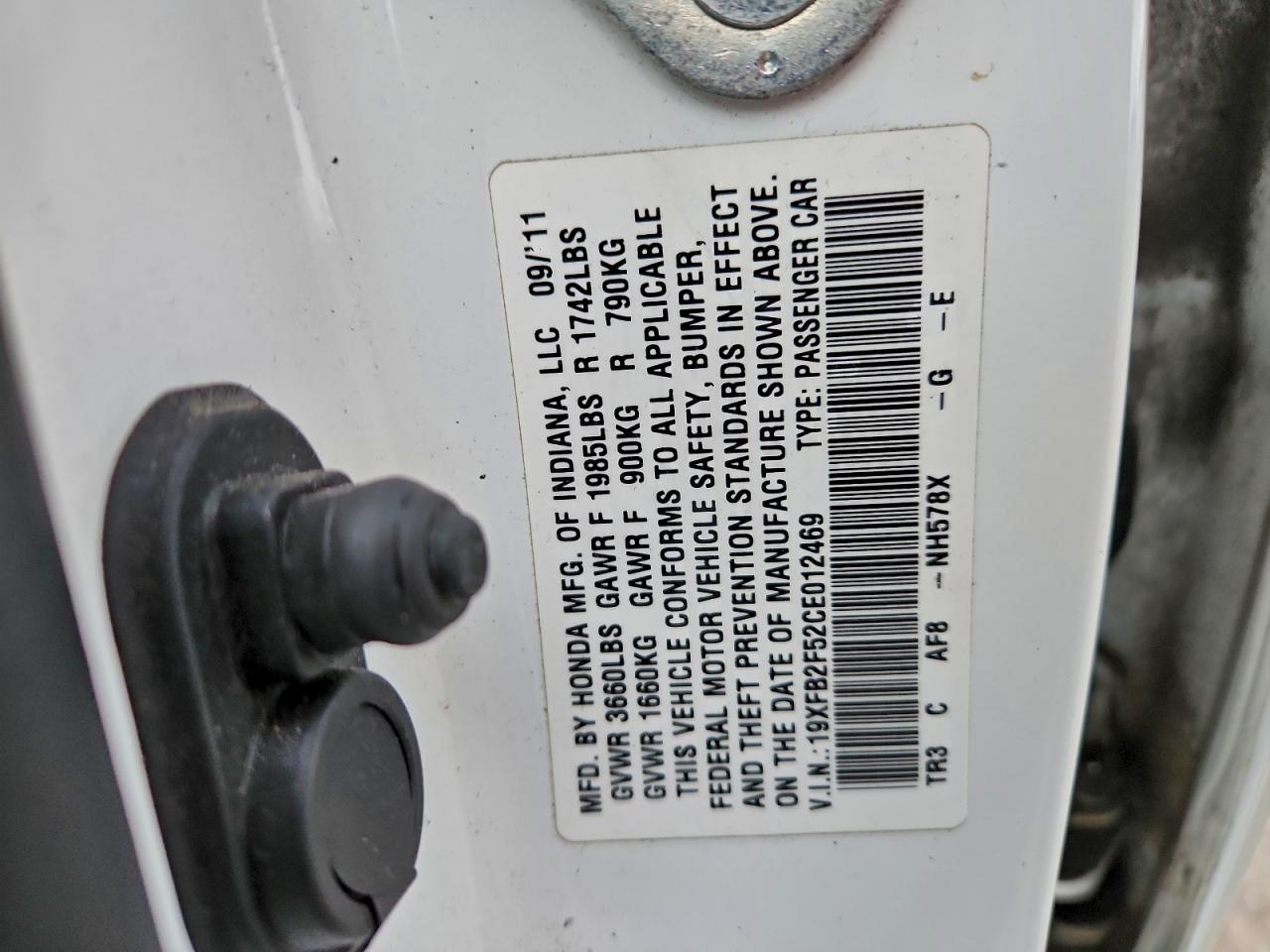 2012 HONDA CIVIC LX photo 12