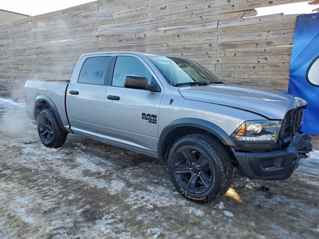 2024 RAM 1500 CLASSIC SLT photo 4