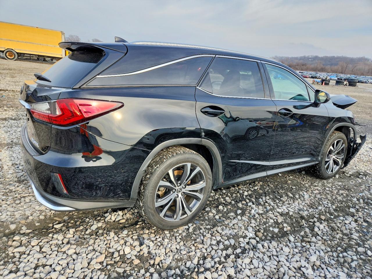 2018 LEXUS RX photo 3