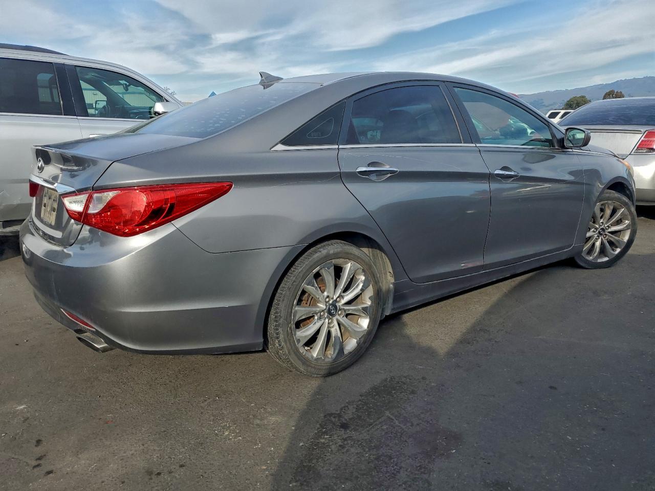 2012 HYUNDAI SONATA SE photo 3