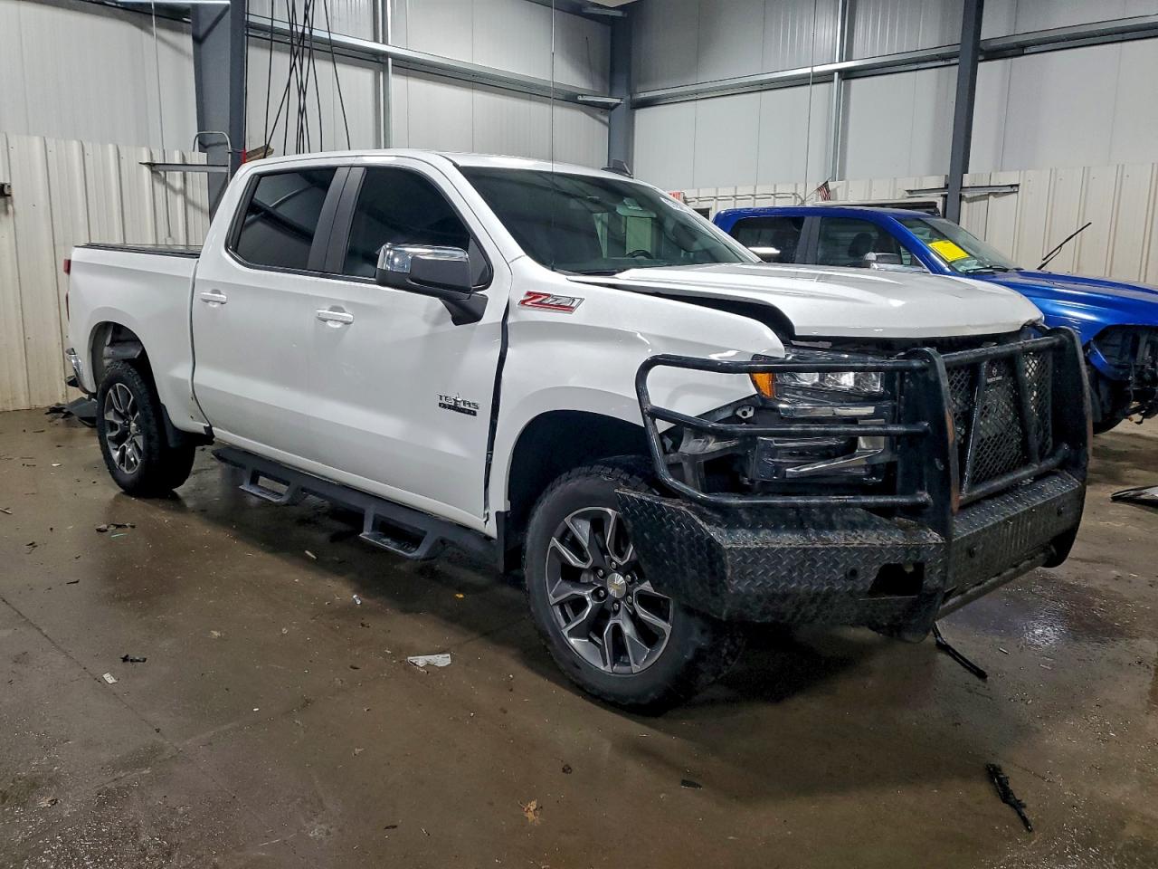 2020 CHEVROLET SILVERADO K1500 LT photo 4