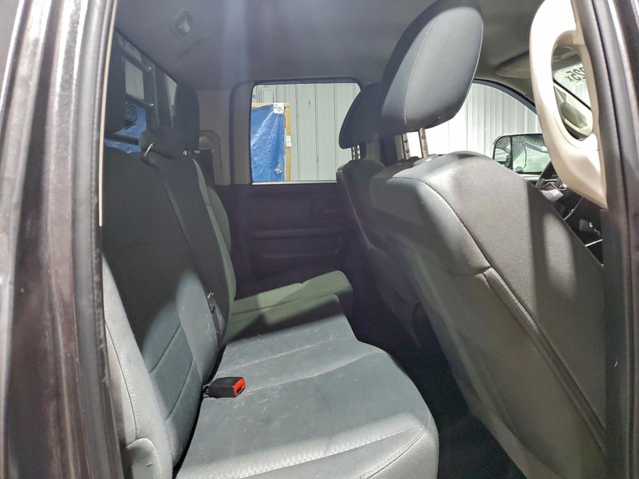 2014 RAM 1500 ST photo 19