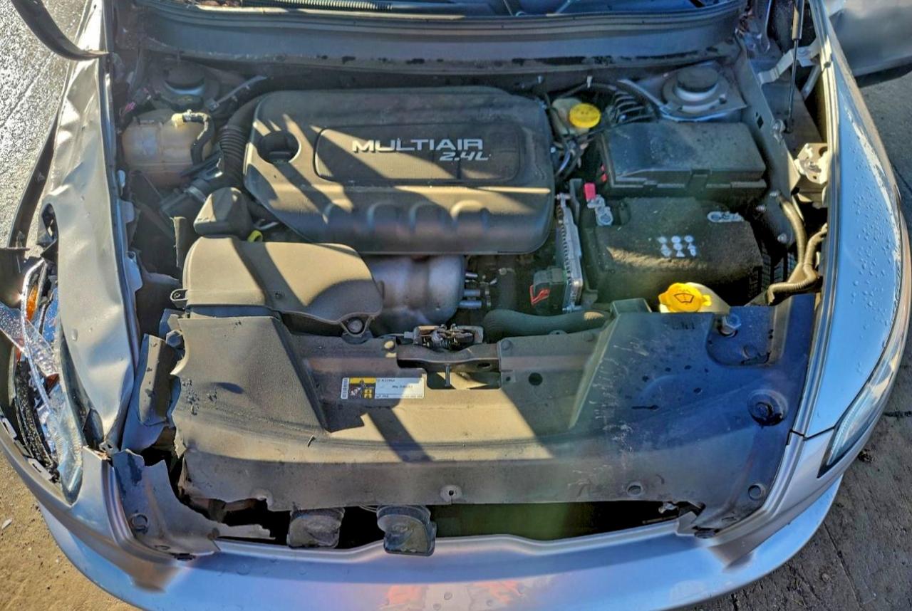 2016 JEEP CHEROKEE LATITUDE photo 11
