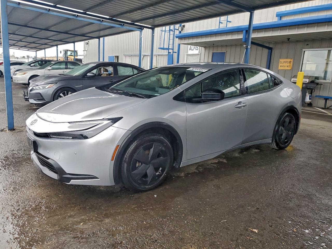 2025 TOYOTA PRIUS