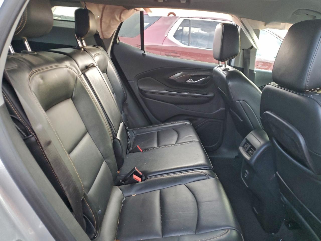 2019 GMC TERRAIN SLT photo 11