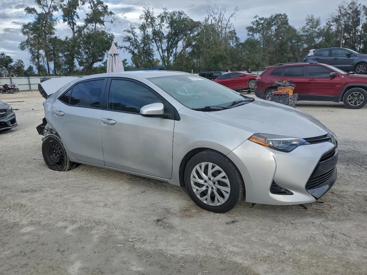 2018 TOYOTA COROLLA L photo 4