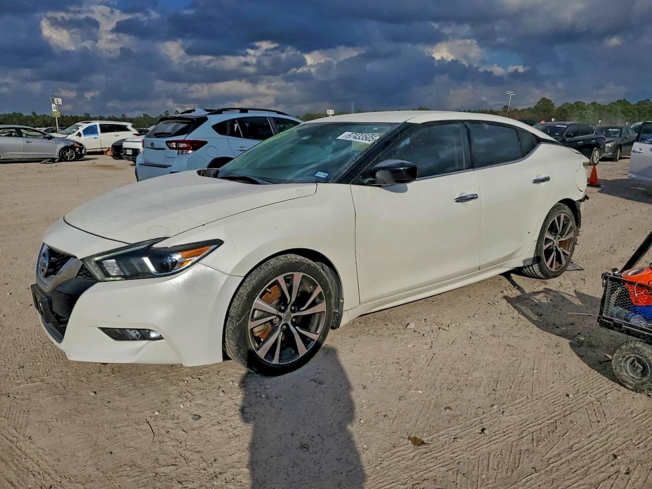 2017 NISSAN MAXIMA