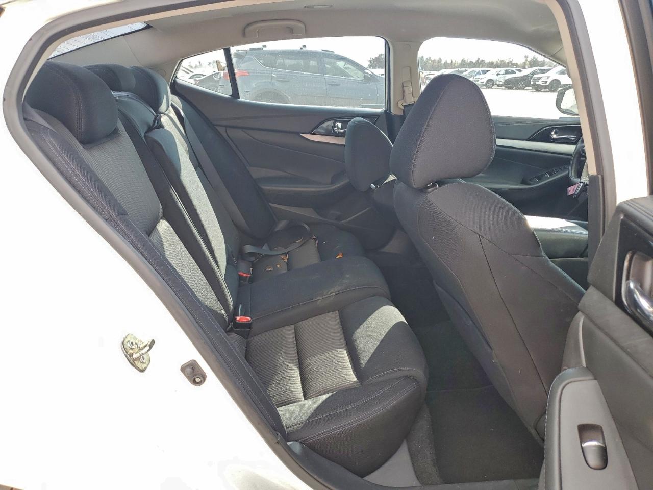 2017 NISSAN MAXIMA 3.5S photo 10