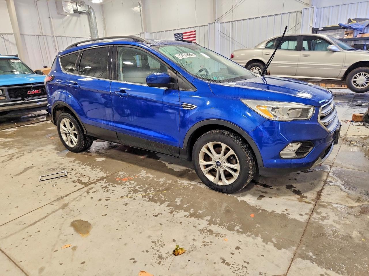 2018 FORD ESCAPE SE photo 4