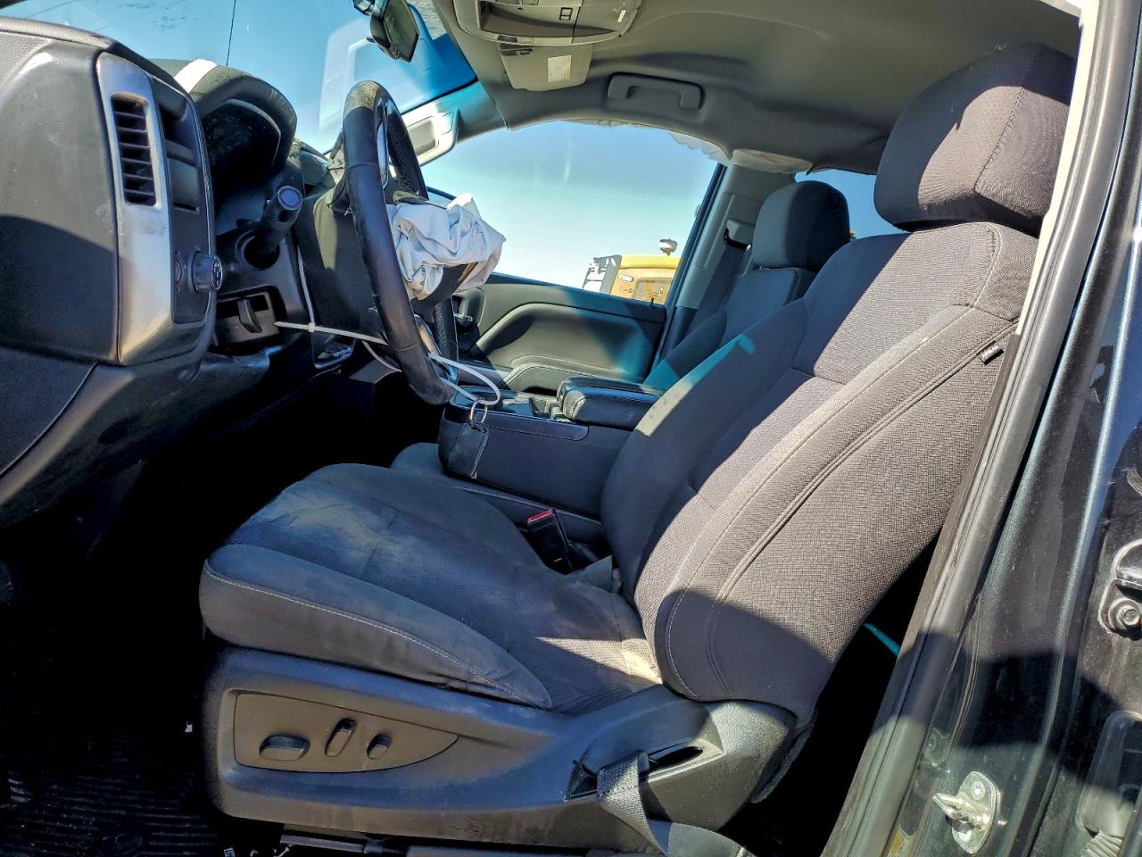 2018 CHEVROLET SILVERADO C1500 LT photo 7
