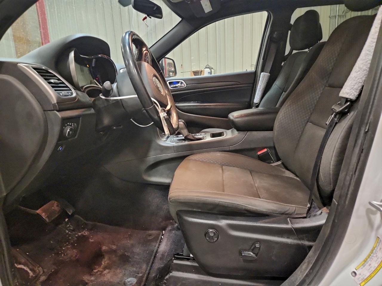 2018 JEEP GRAND CHEROKEE LAREDO photo 7