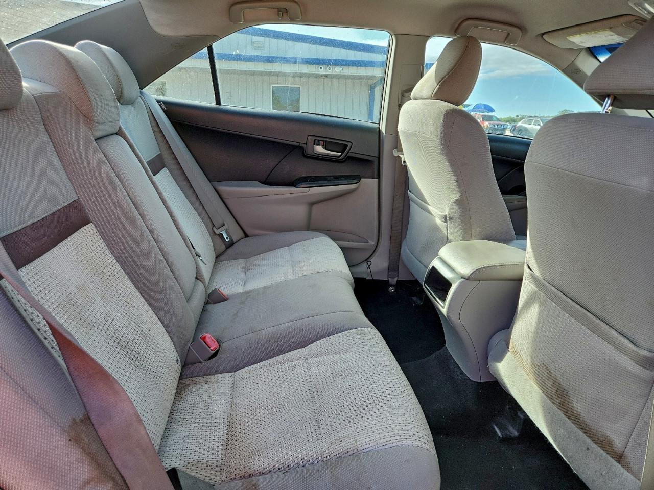2014 TOYOTA CAMRY L photo 10