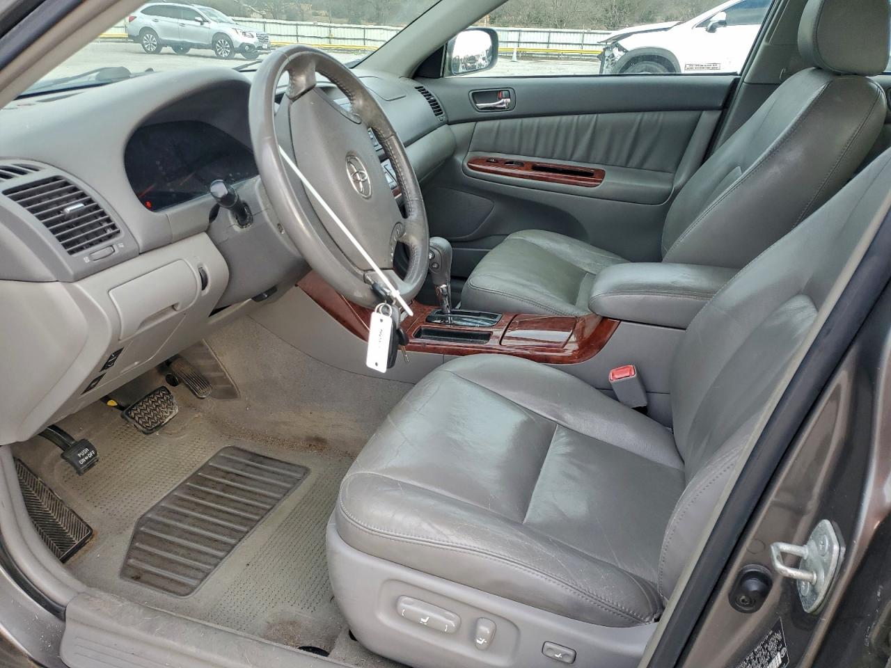 2005 TOYOTA CAMRY LE photo 7