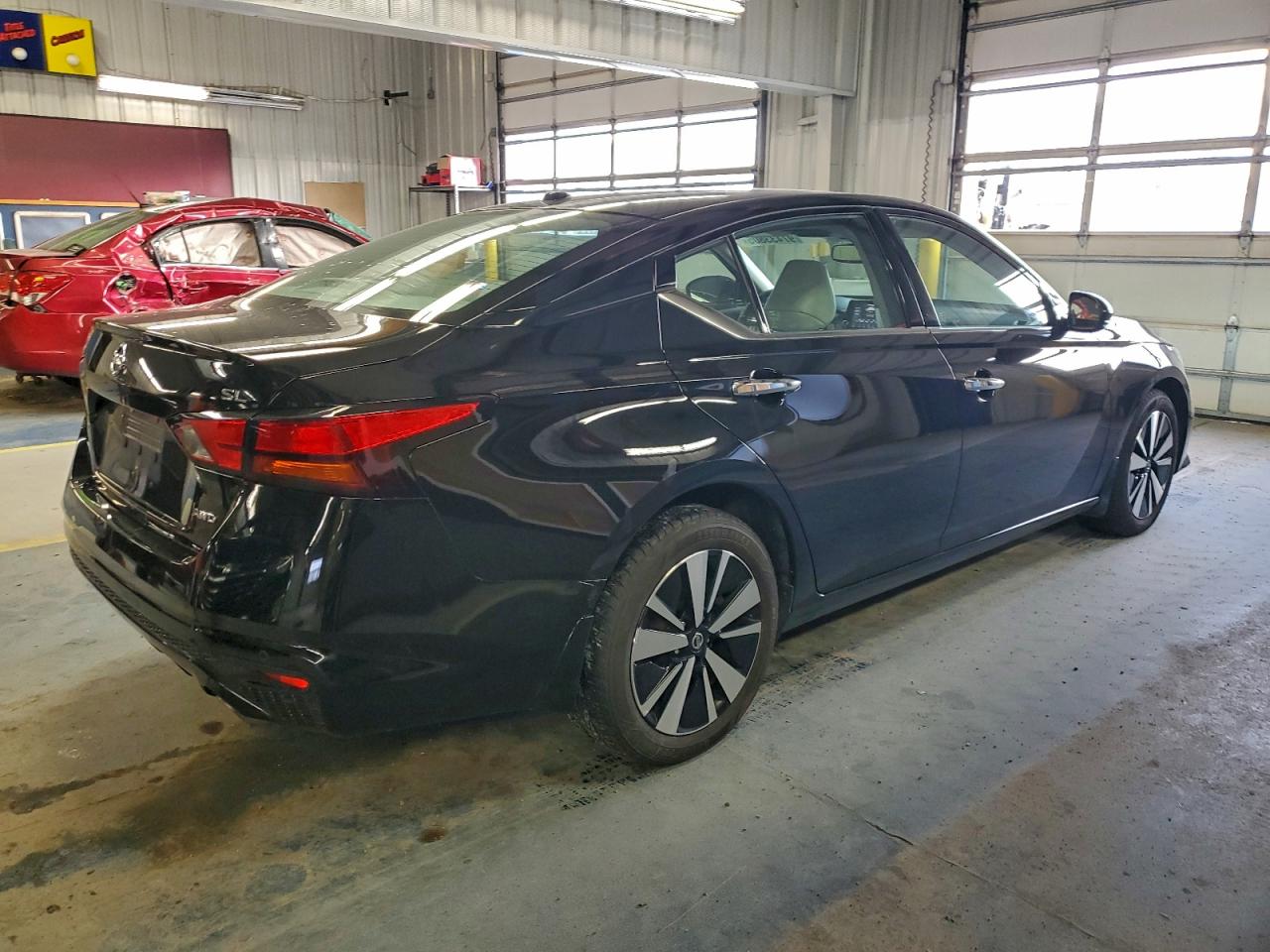 2019 NISSAN ALTIMA SL photo 3