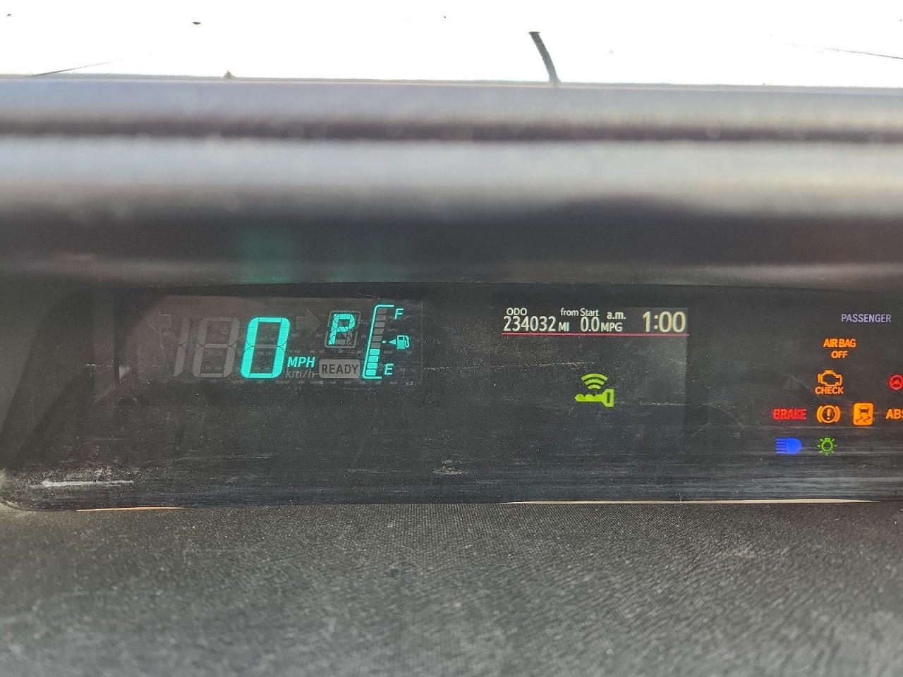 2013 TOYOTA PRIUS C photo 9