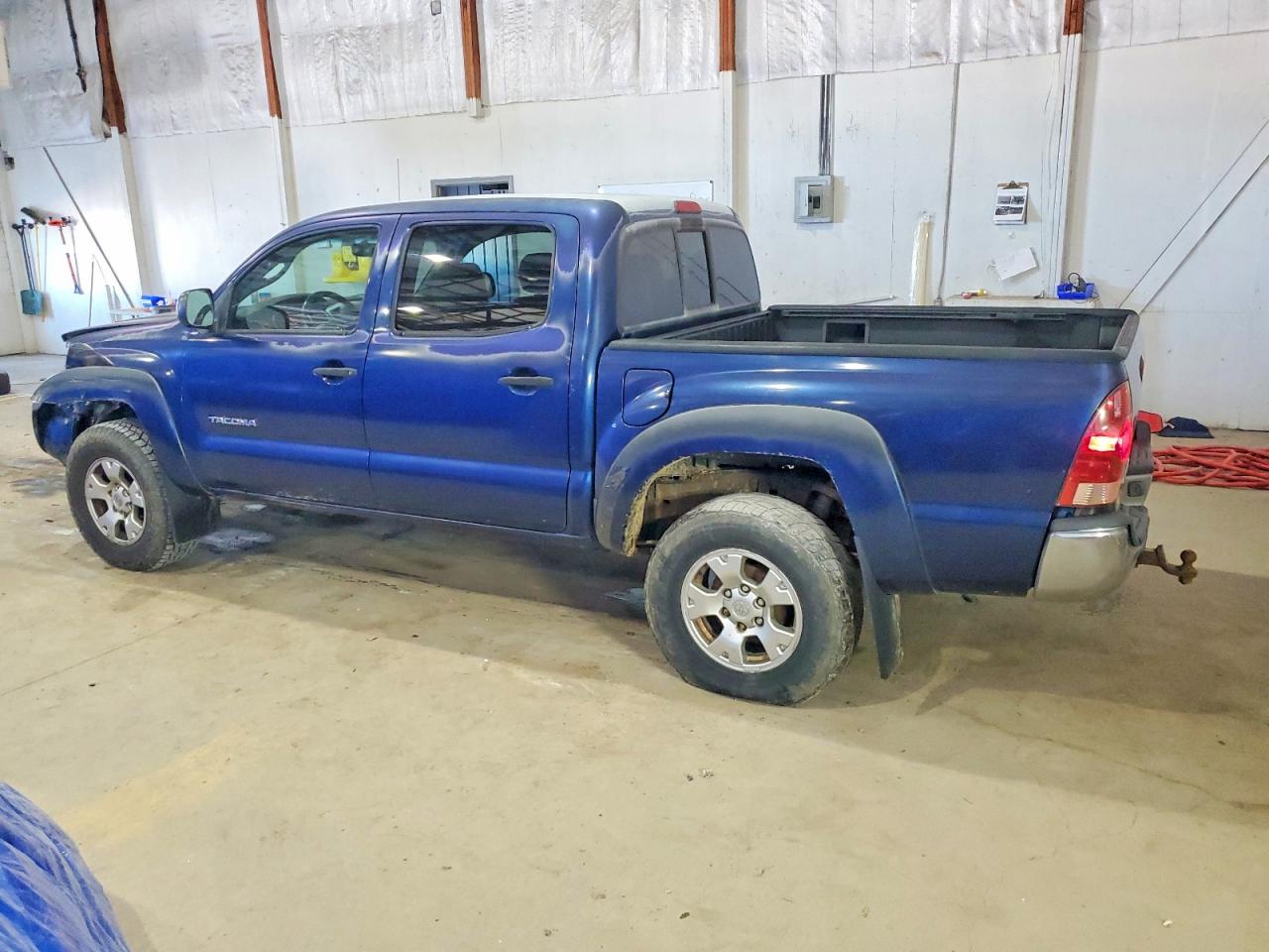 2006 TOYOTA TACOMA DOUBLE CAB photo 2