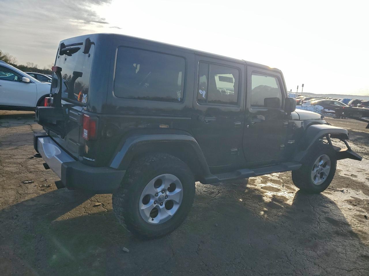 2013 JEEP WRANGLER UNLIMITED SAHARA photo 3