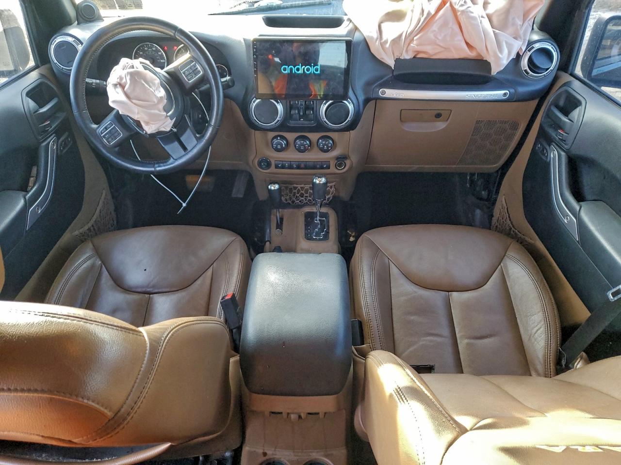 2013 JEEP WRANGLER UNLIMITED SAHARA photo 8