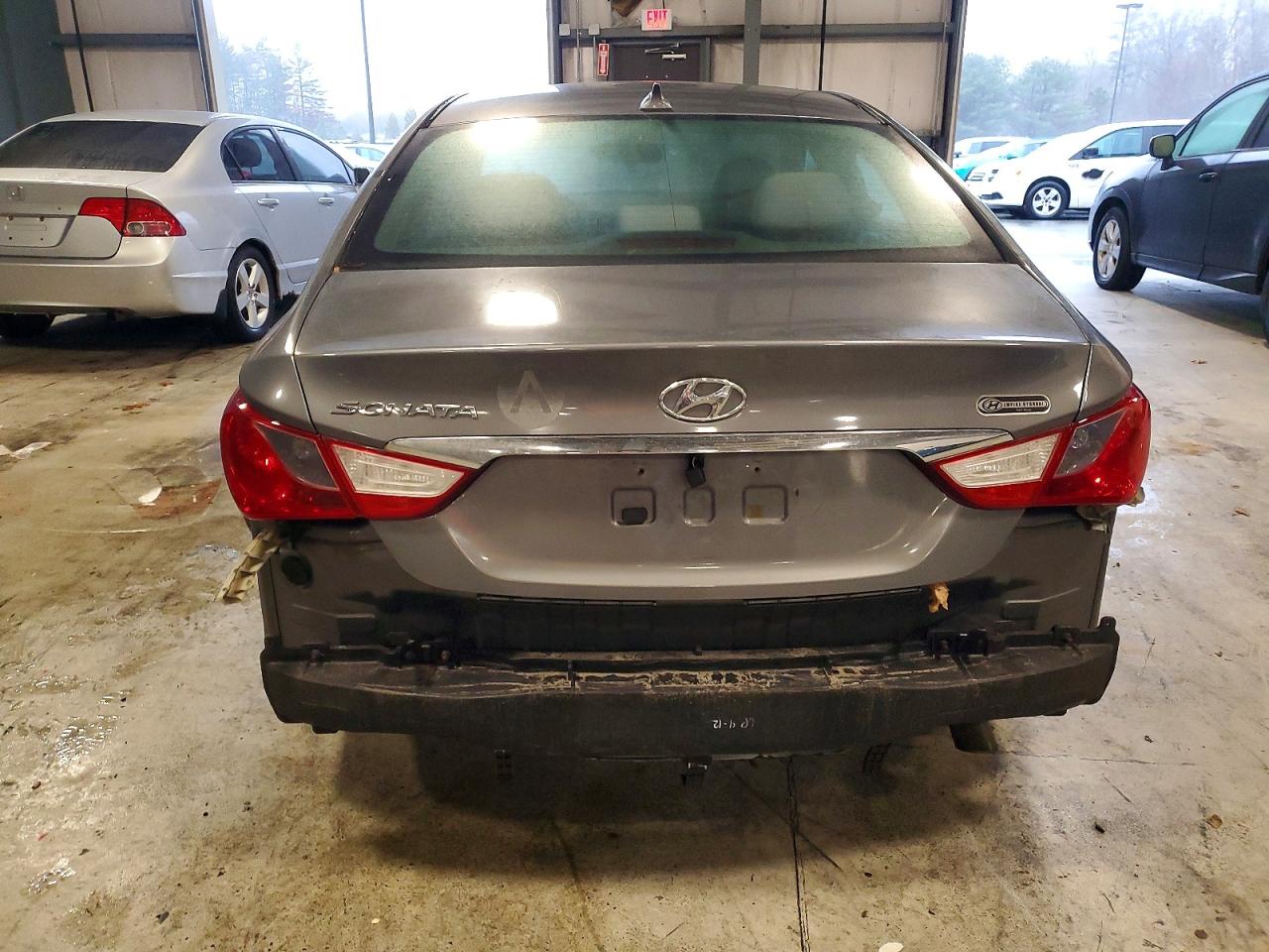 2013 HYUNDAI SONATA GLS photo 6