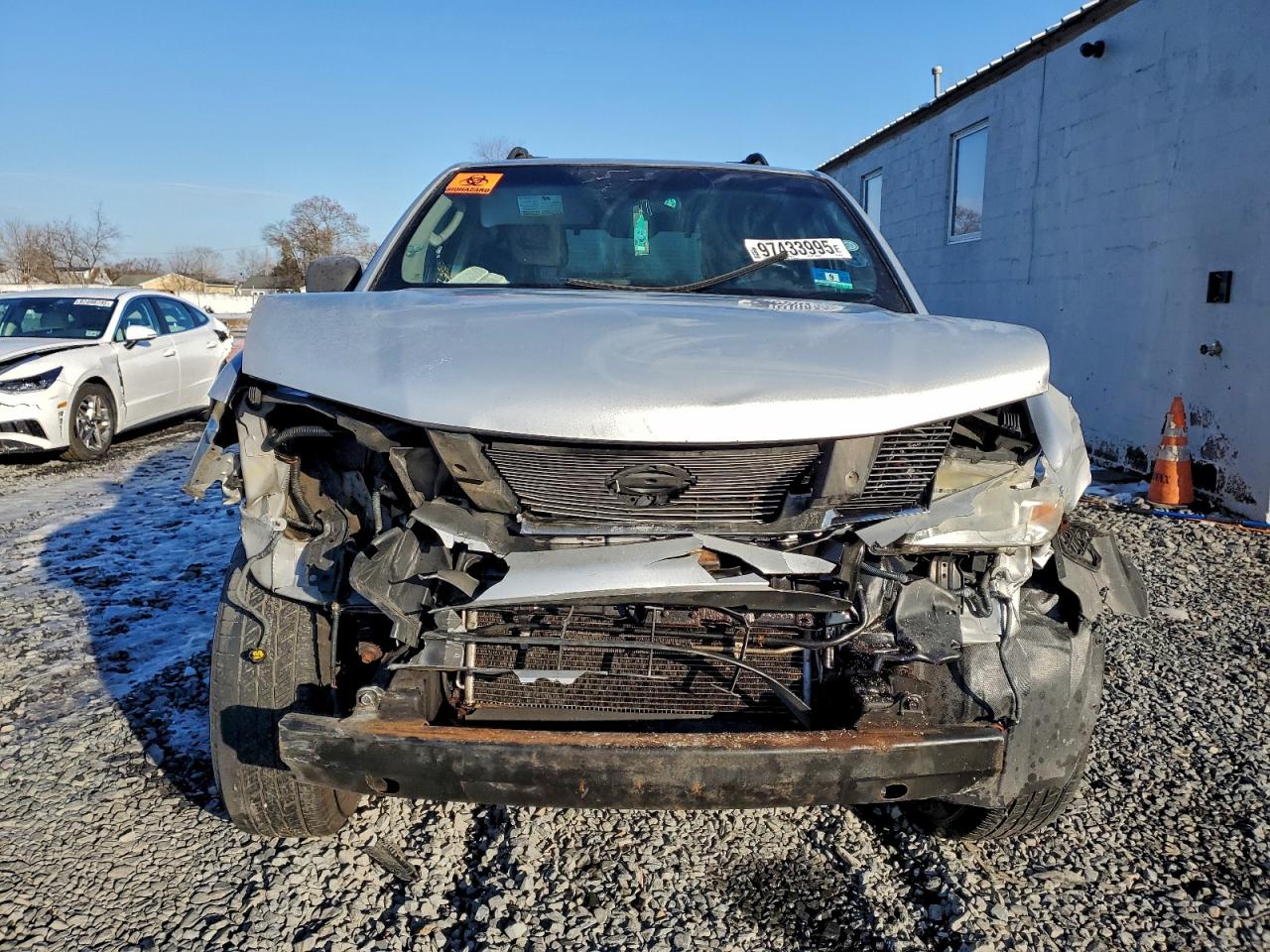 2011 NISSAN PATHFINDER S photo 5
