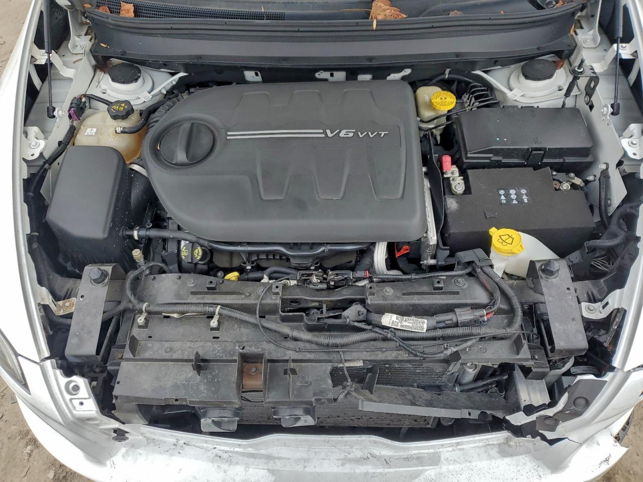 2015 JEEP CHEROKEE LIMITED photo 12