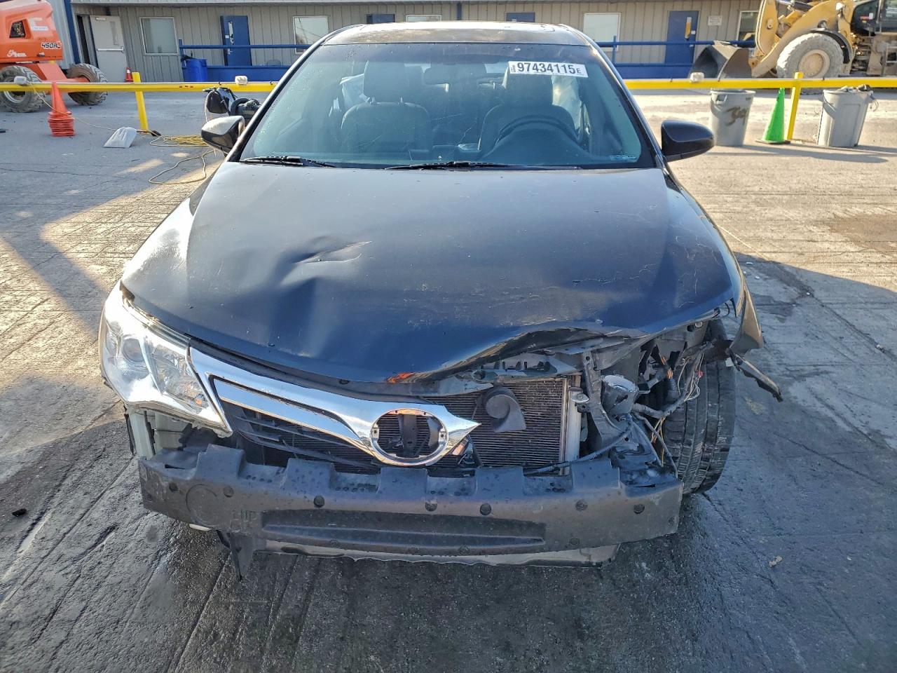 2012 TOYOTA CAMRY XLE V6 photo 5