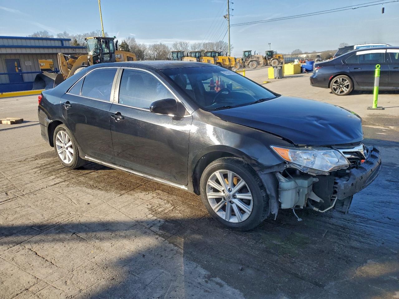 2012 TOYOTA CAMRY XLE V6 photo 4