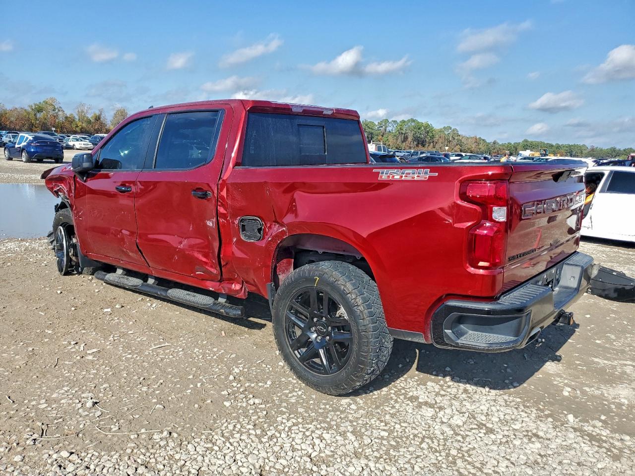 2021 CHEVROLET SILVERADO K1500 LT TRAIL BOSS photo 2