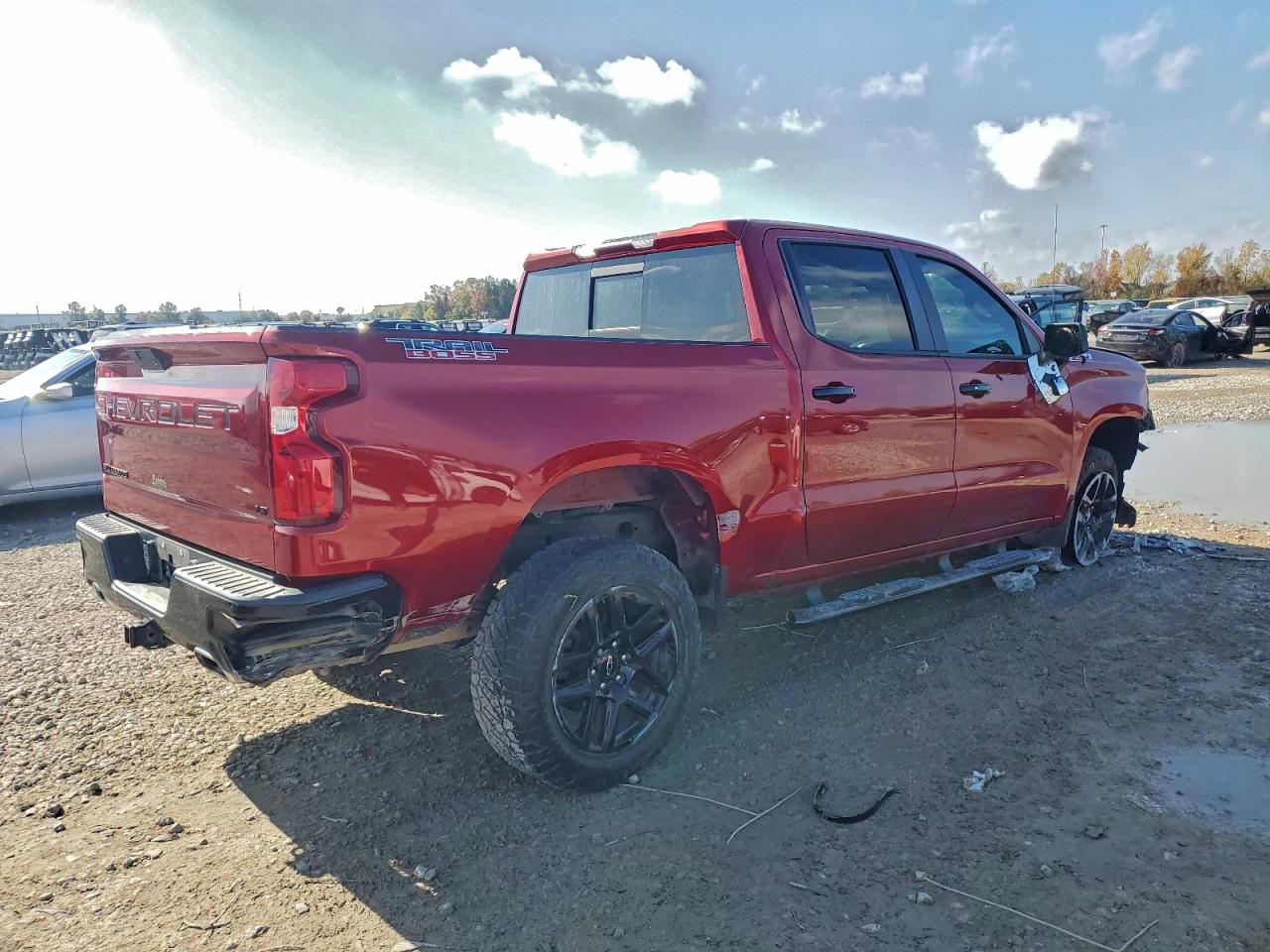 2021 CHEVROLET SILVERADO K1500 LT TRAIL BOSS photo 3