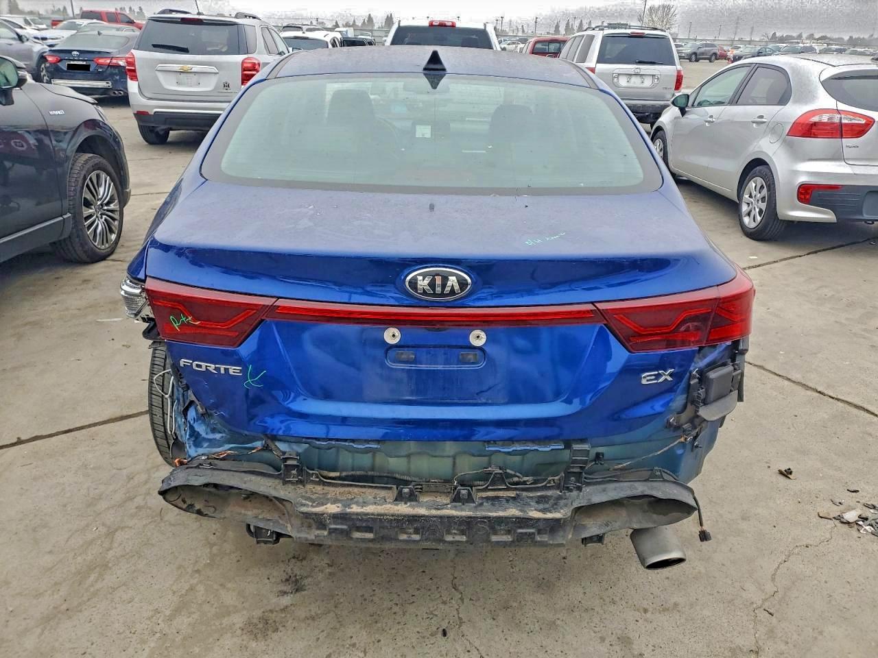 2021 KIA FORTE EX photo 6