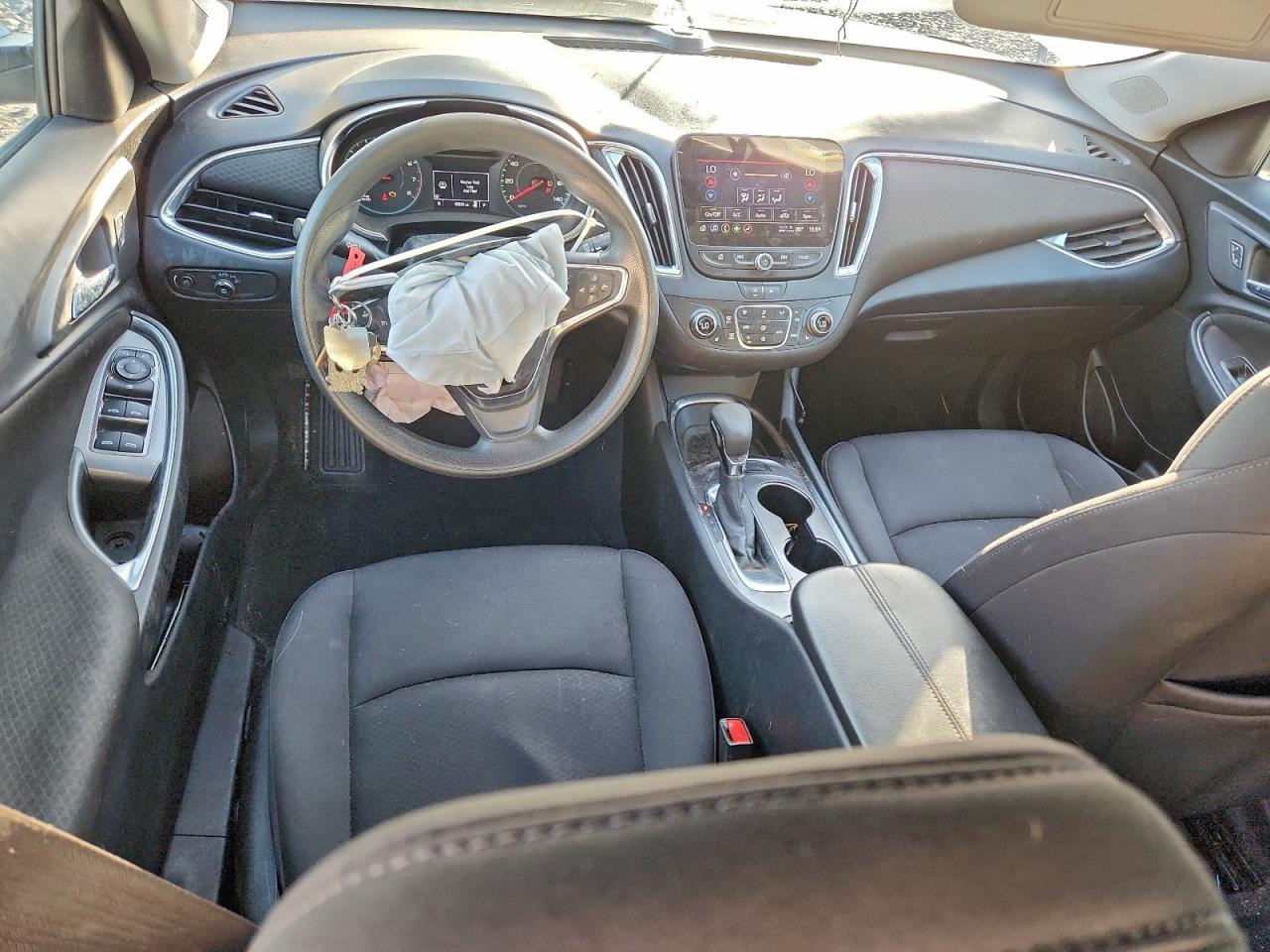 2021 CHEVROLET MALIBU LT photo 8