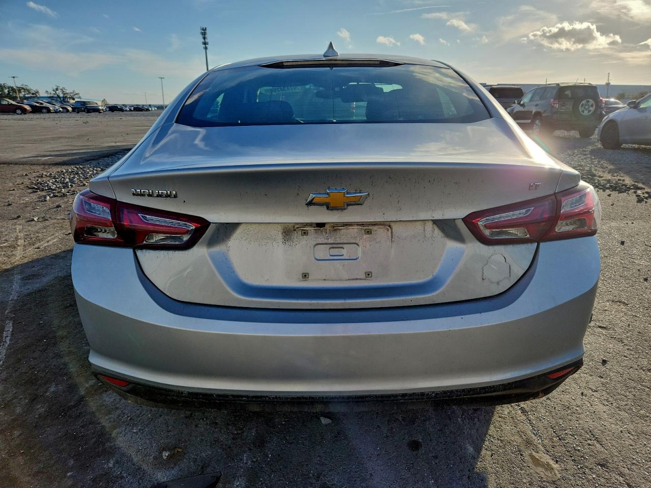 2021 CHEVROLET MALIBU LT photo 6