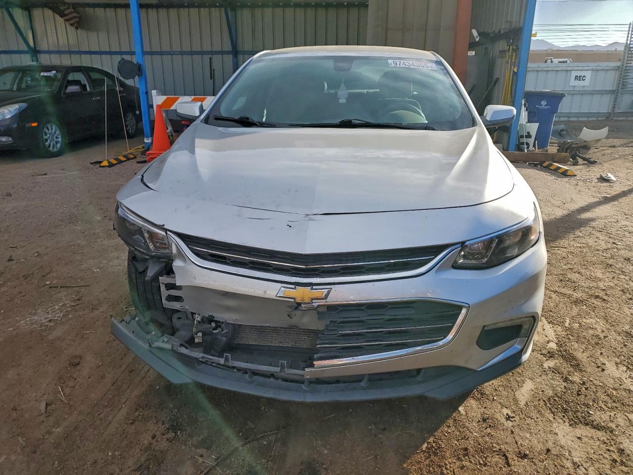 2017 CHEVROLET MALIBU LT photo 5