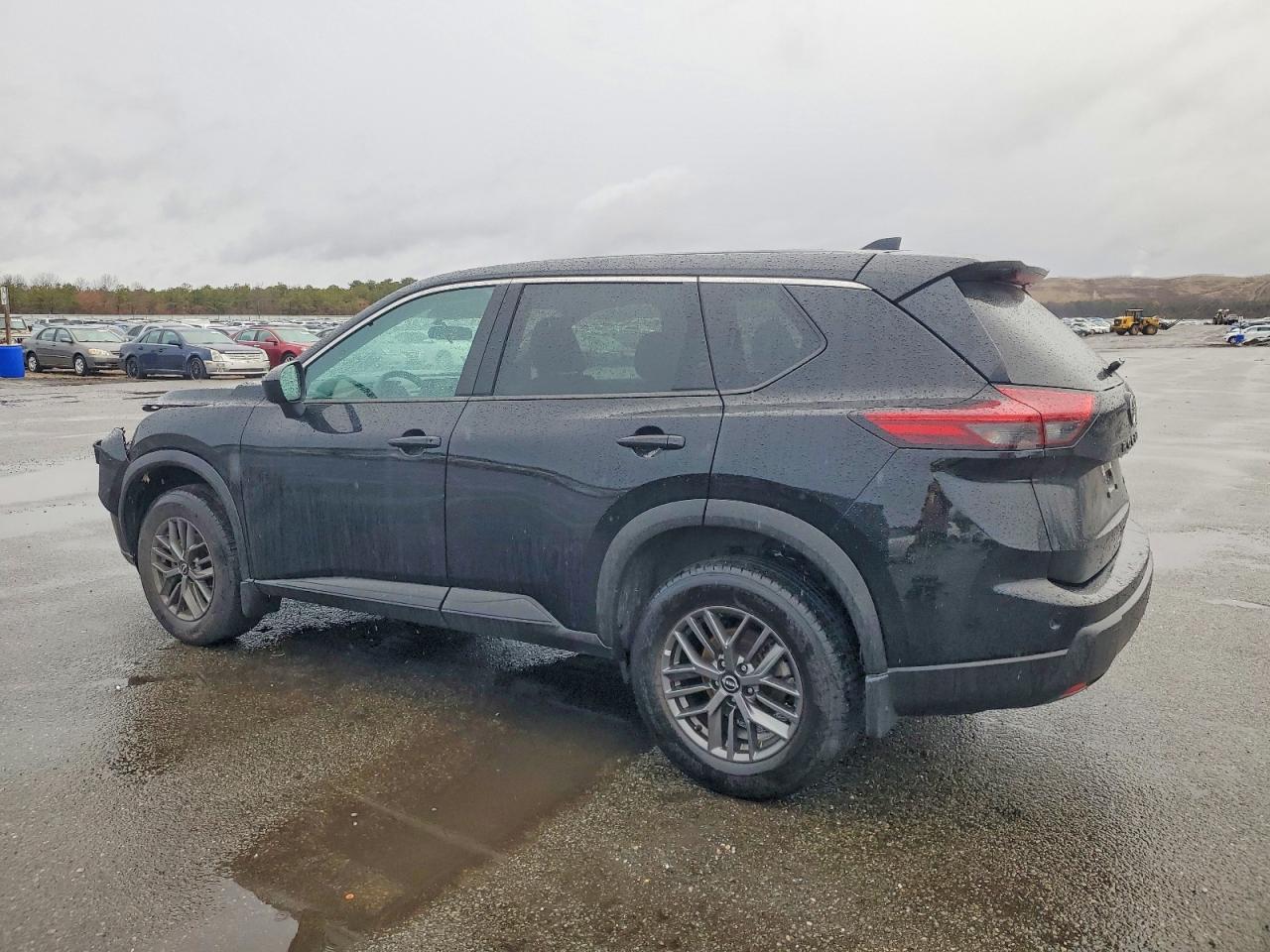 2024 NISSAN ROGUE S photo 3