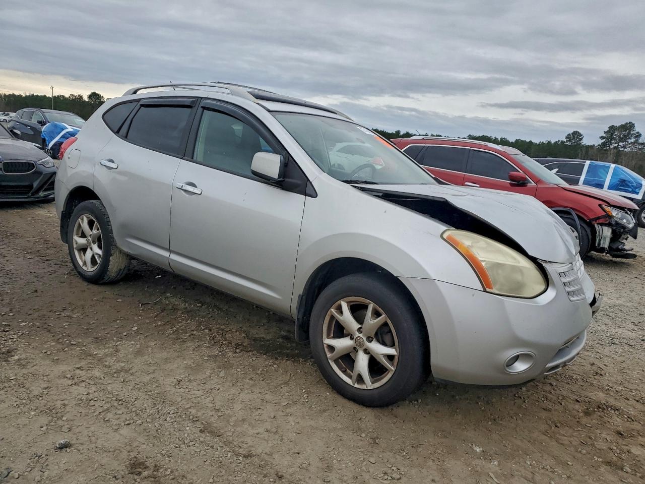 2010 NISSAN ROGUE S photo 4