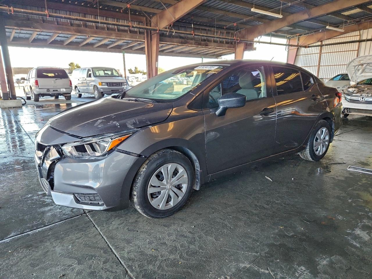 2020 NISSAN VERSA