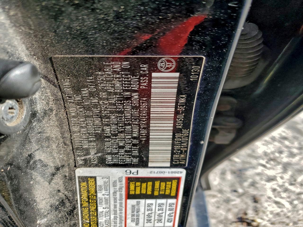 2014 TOYOTA CAMRY L photo 12