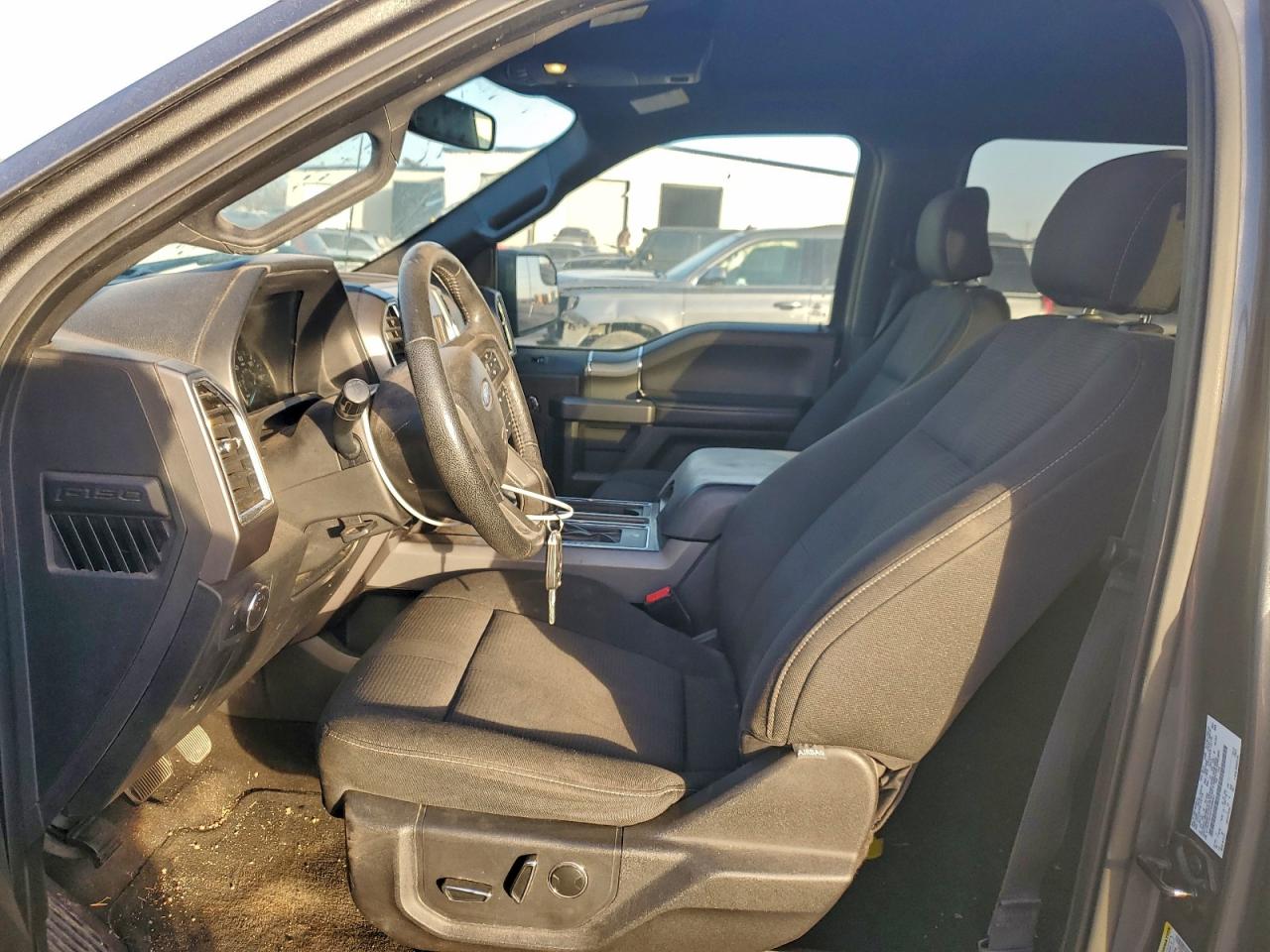 2015 FORD F150 SUPERCREW photo 7