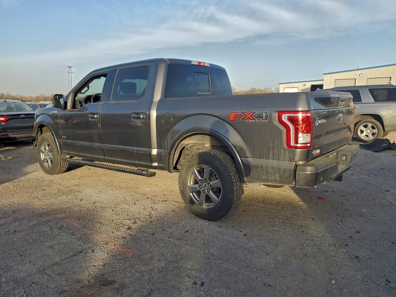 2015 FORD F150 SUPERCREW photo 2