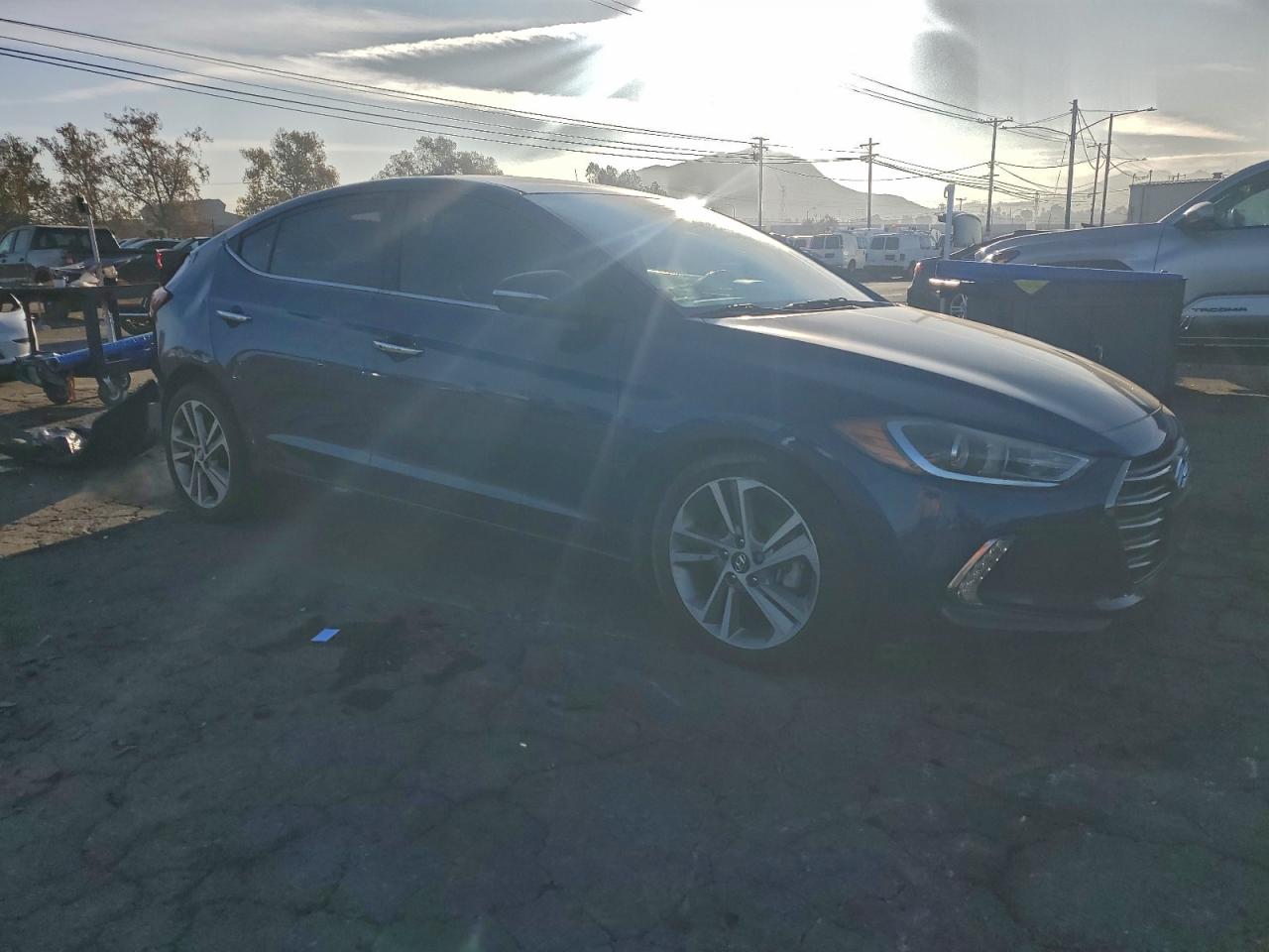 2017 HYUNDAI ELANTRA SE photo 4