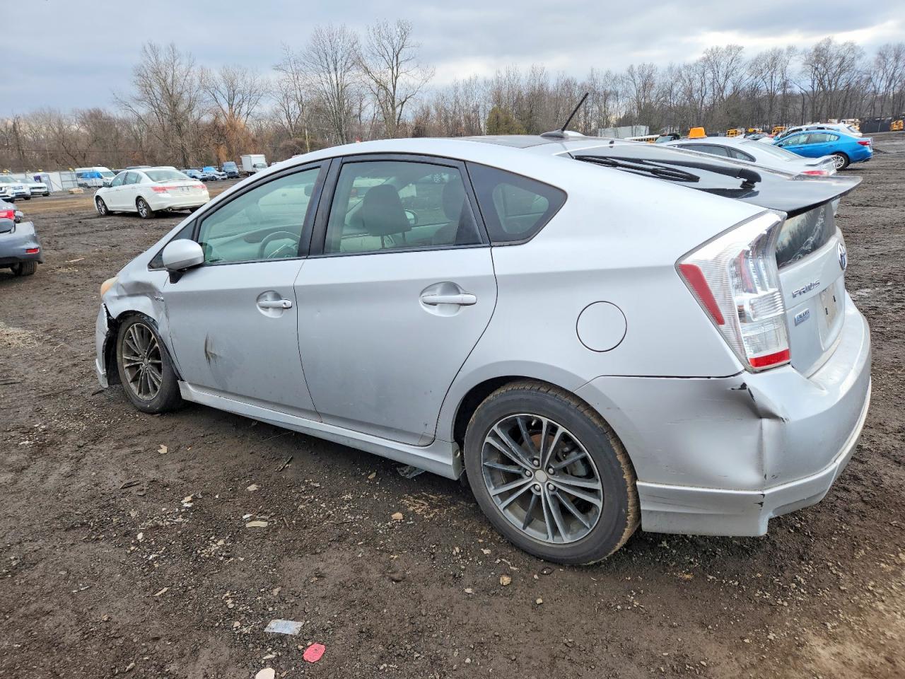 2011 TOYOTA PRIUS photo 5