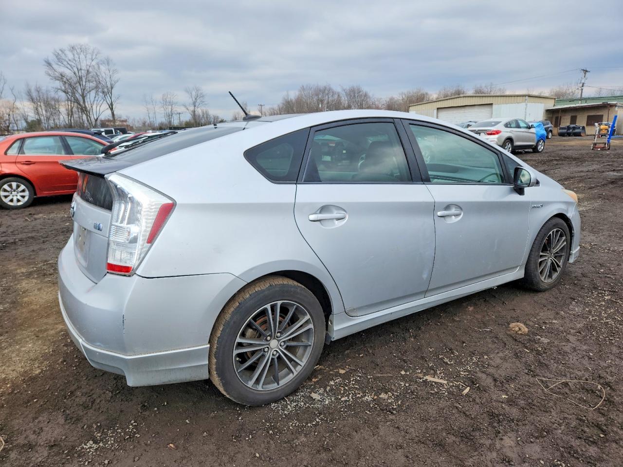2011 TOYOTA PRIUS photo 9