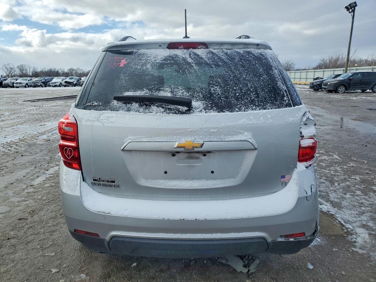 2017 CHEVROLET EQUINOX LT photo 11