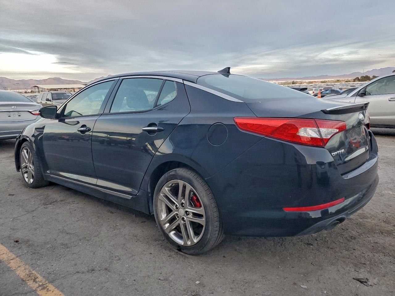 2013 KIA OPTIMA SX photo 2