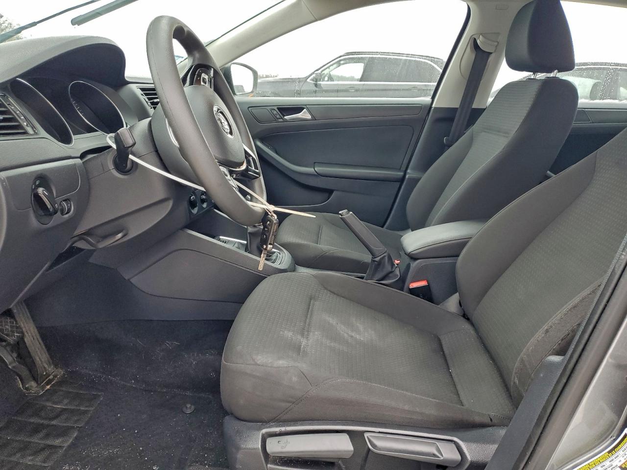 2015 VOLKSWAGEN JETTA BASE photo 7