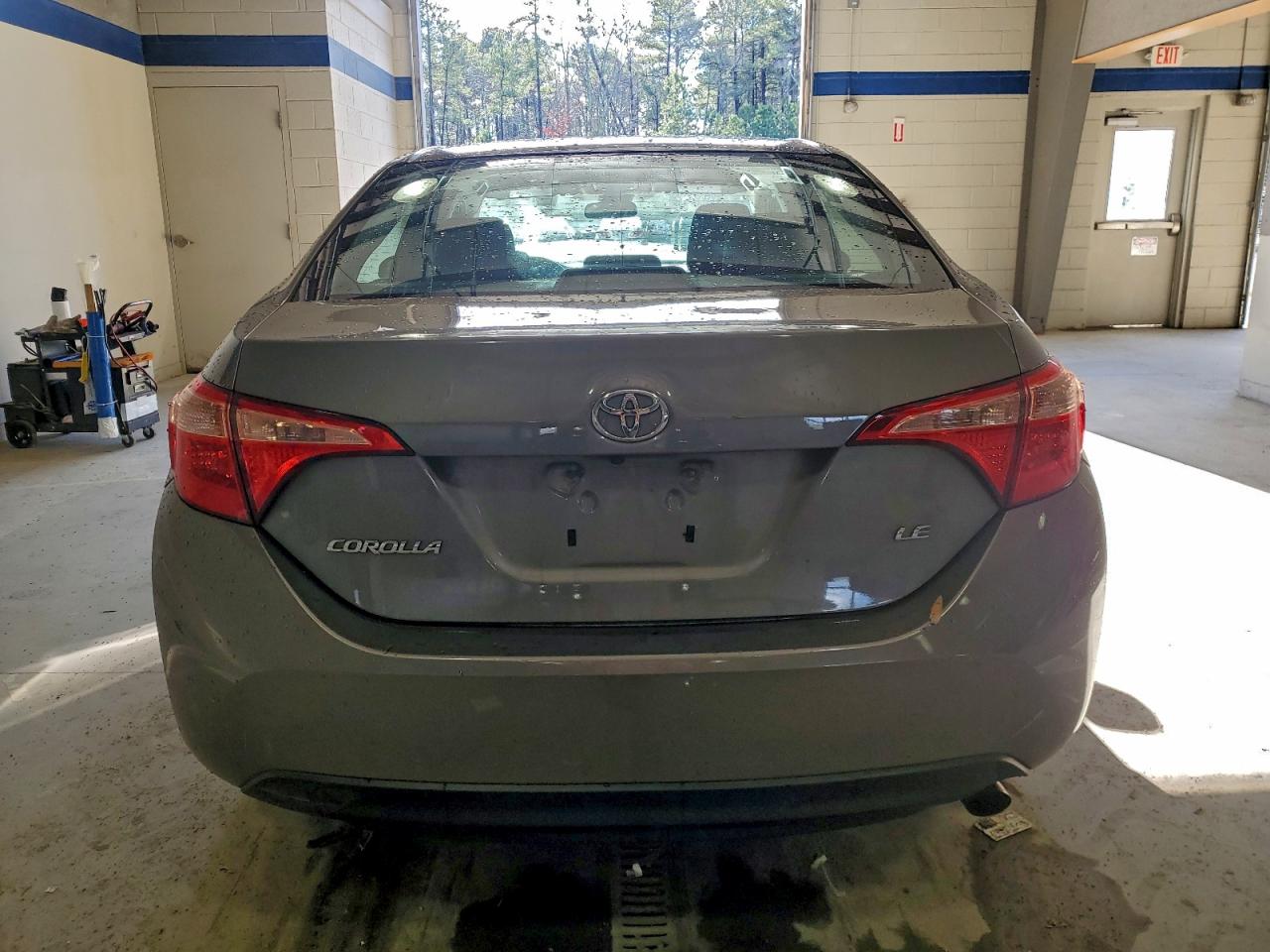 2018 TOYOTA COROLLA L photo 6