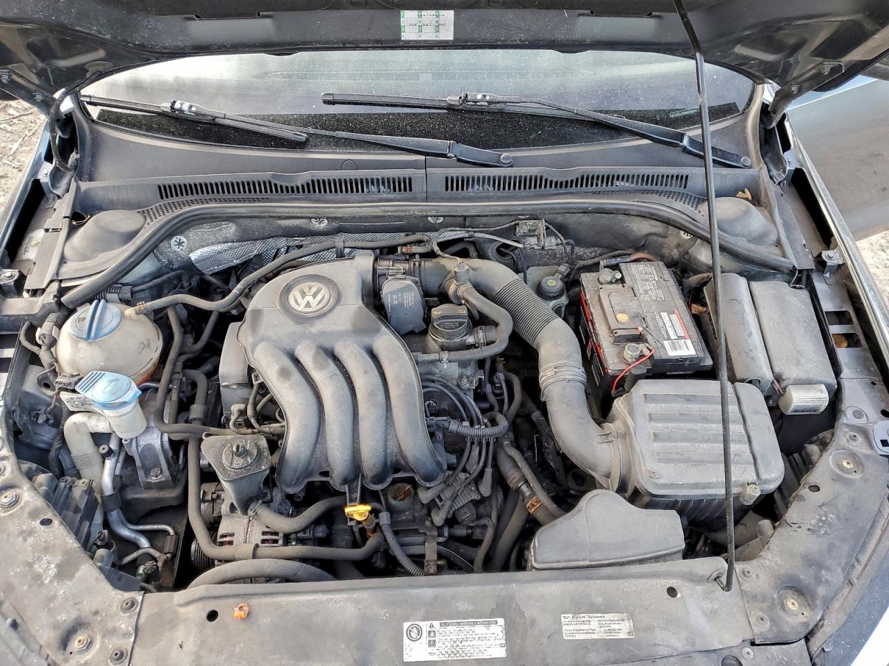 2013 VOLKSWAGEN JETTA BASE photo 21