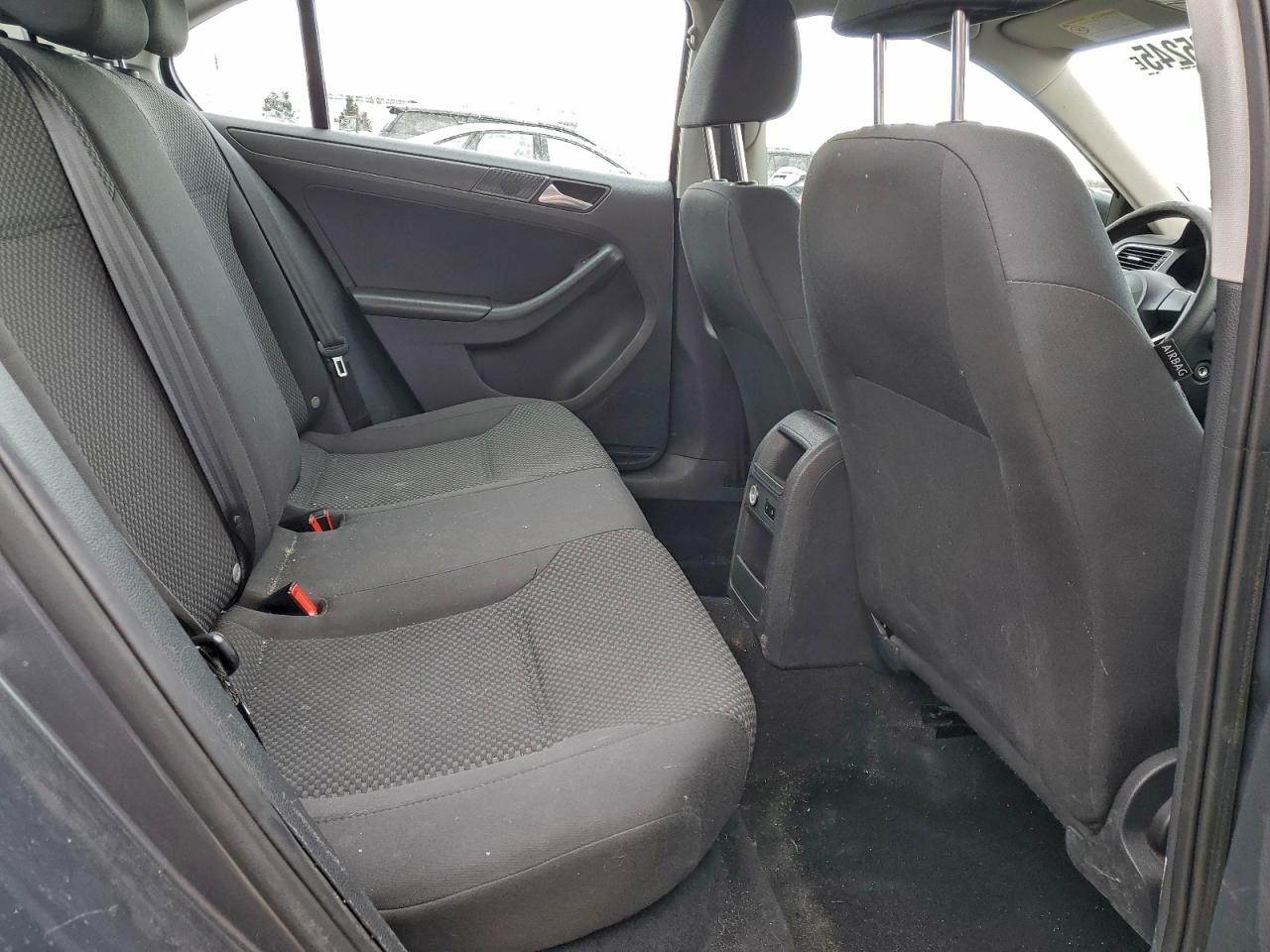 2013 VOLKSWAGEN JETTA BASE photo 19