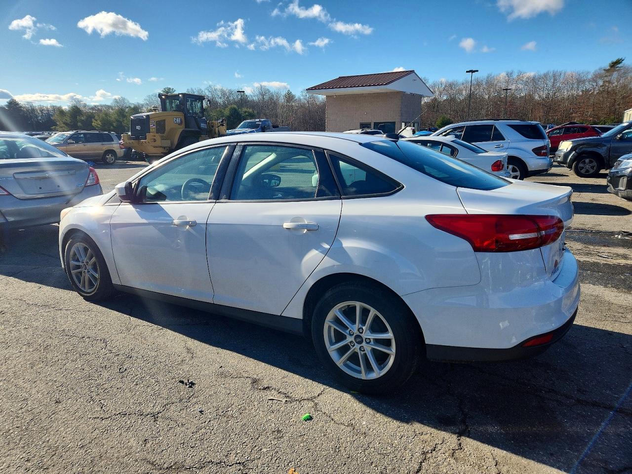 2018 FORD FOCUS SE photo 2